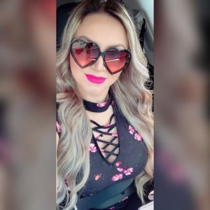 Meet your Posher, Lorena